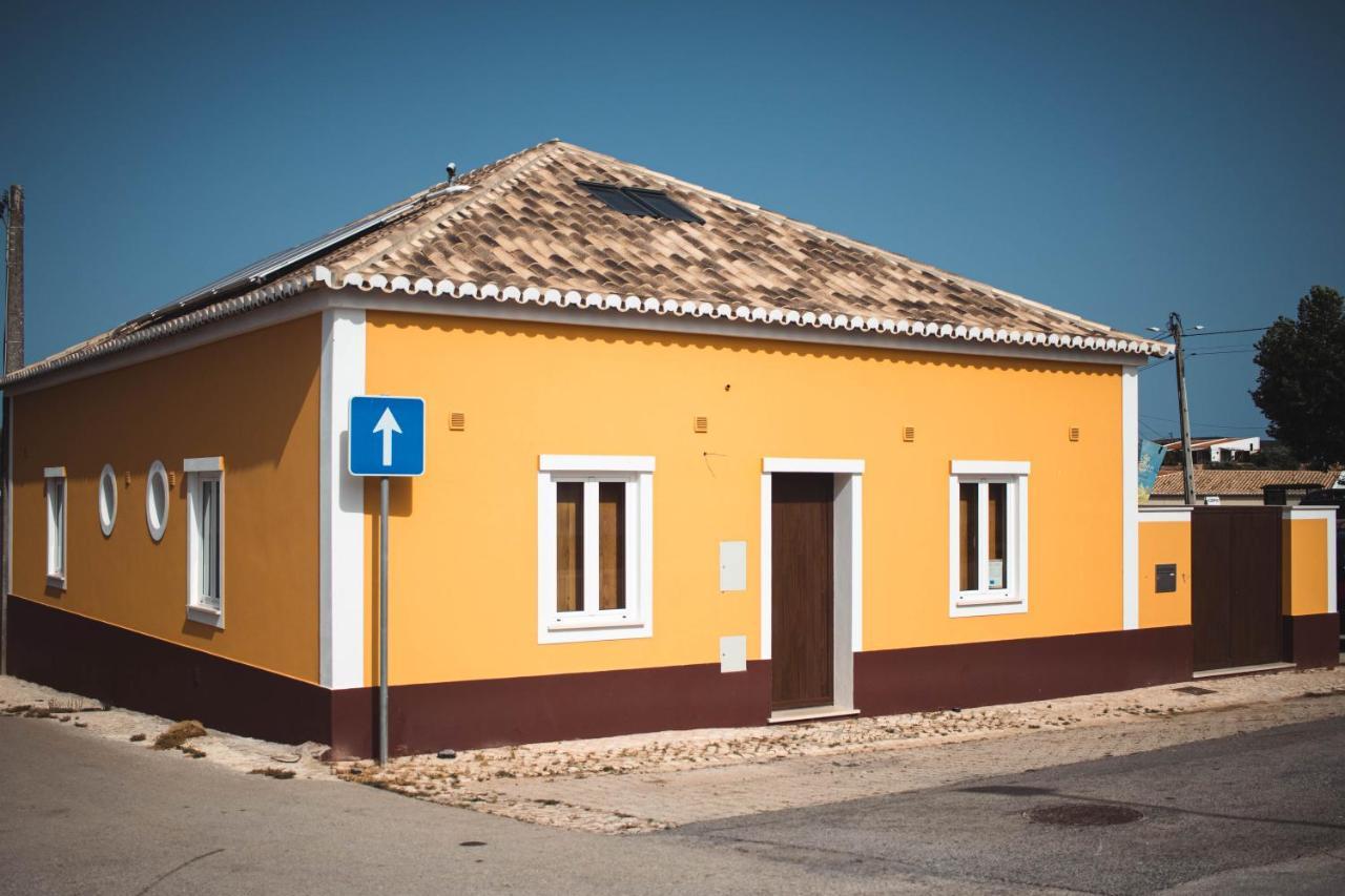 Гостевой дом Laurus - Charming House Рапозейра Экстерьер фото